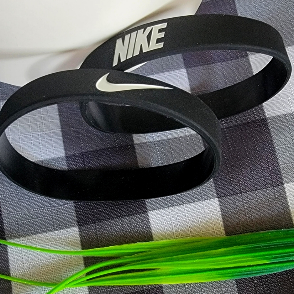 Set / 2 Two NIKE Black Bracelets Armband Bracelet Men Women Wrist Bangle